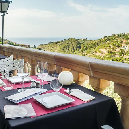 Es Moli Hotel 4*